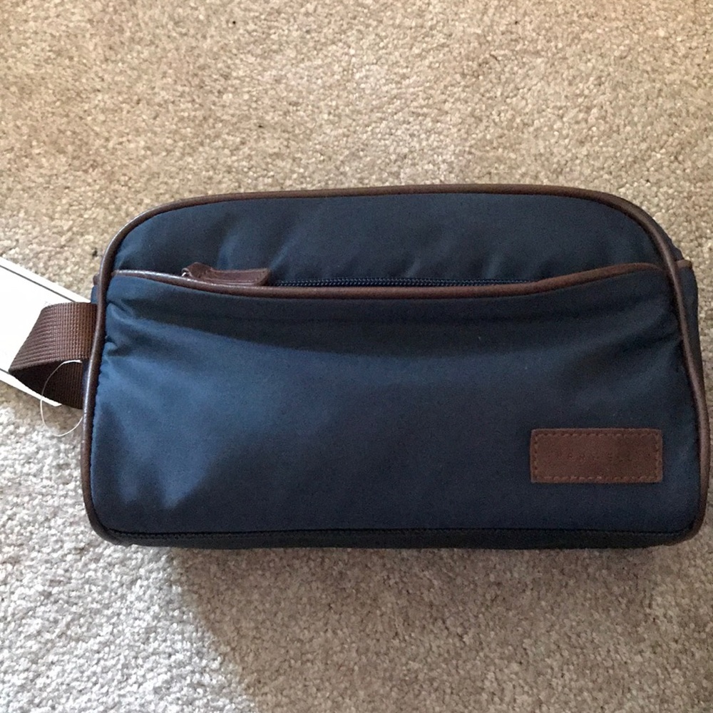 Perry Ellis travel bag